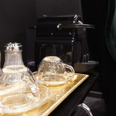 Exclusive Design Studio With Yard Athena Bagian luar foto